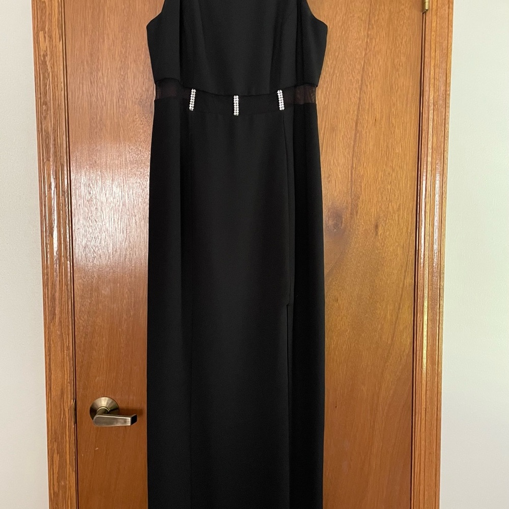Elegant Black Sleeveless Evening Gown Women's 12